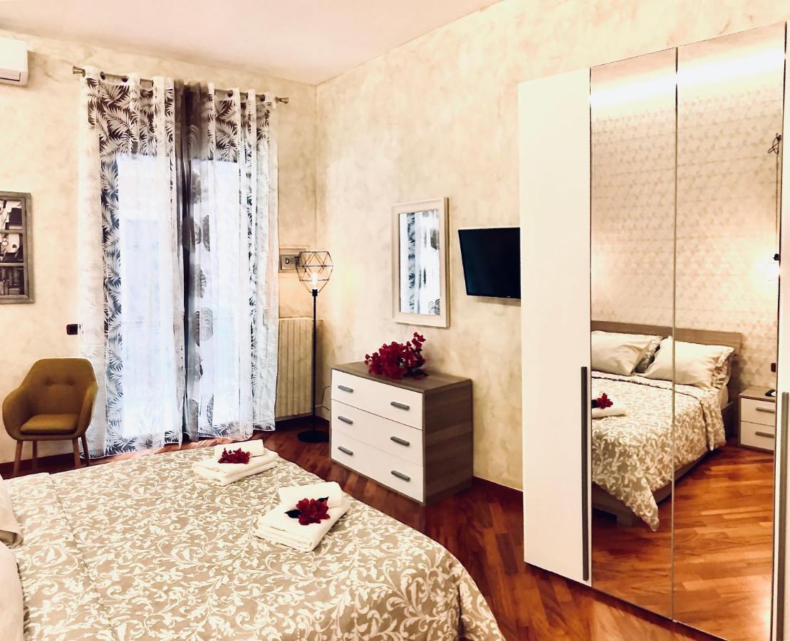 Salerno Historic Center Lovely Flat מראה חיצוני תמונה