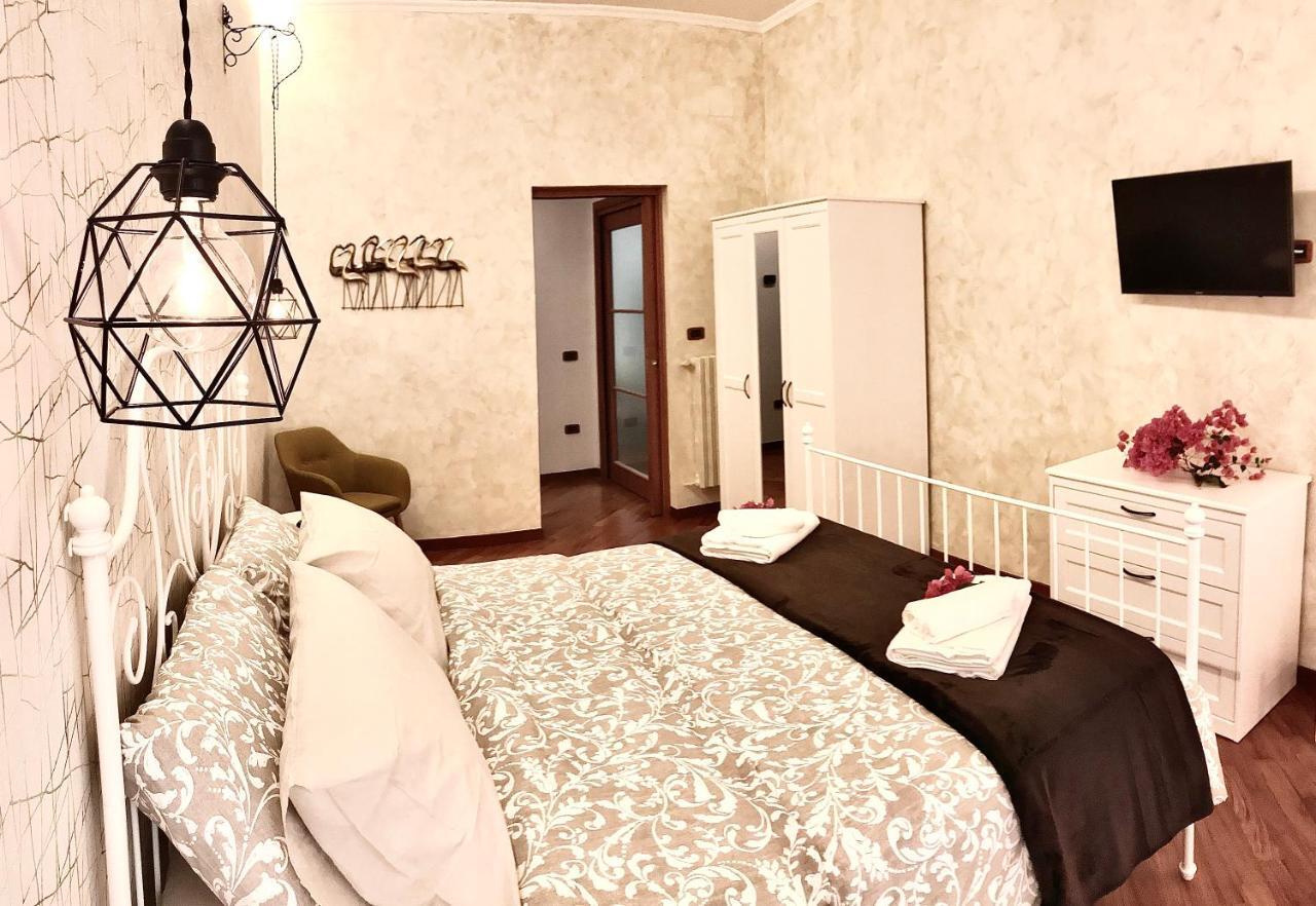 Salerno Historic Center Lovely Flat מראה חיצוני תמונה